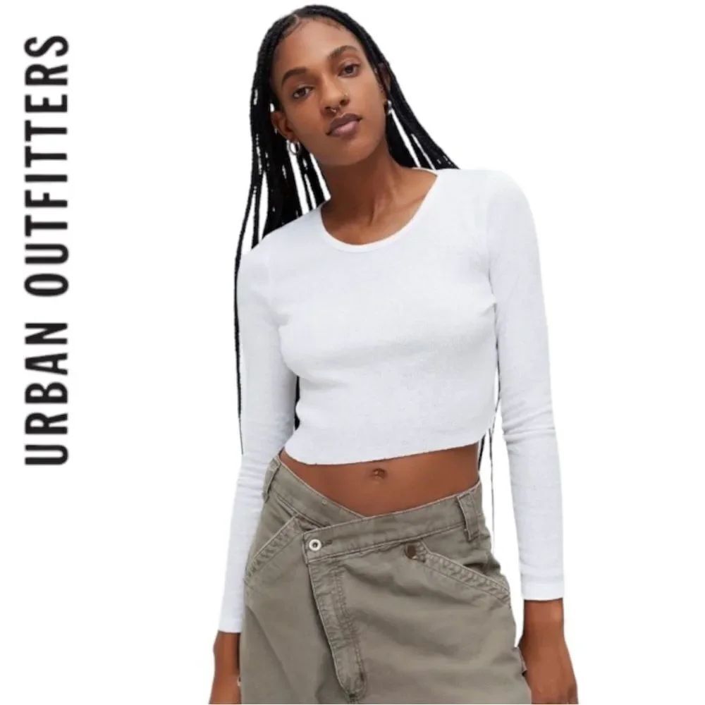 BDG UO Urban Outfitters Girlfriend White Cropped Long Sleeve Tee Shirt NEW XL